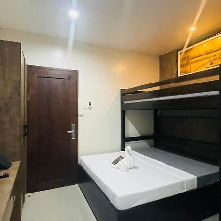 A&E Apartelle Bacolod Exteriér fotografie