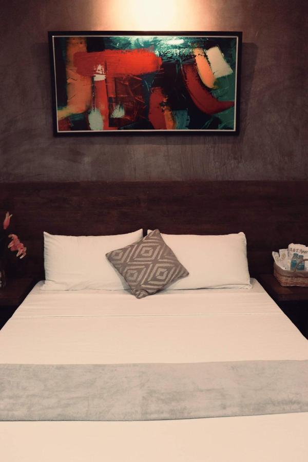 A&E Apartelle Bacolod Exteriér fotografie