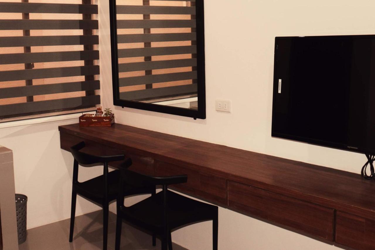 A&E Apartelle Bacolod Exteriér fotografie